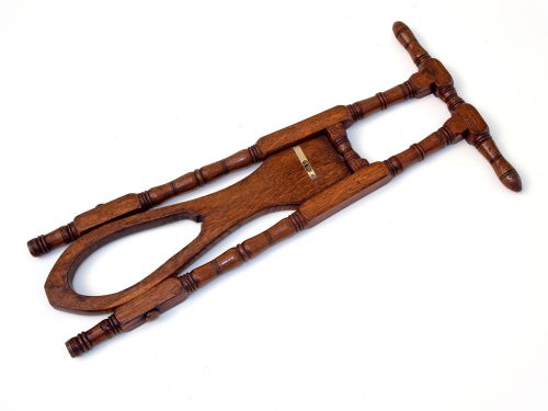 POLISHED OAK BRASS MOUNTED COUNTRY HOUSE BOOT JACK - ADDITIONAL PHOTO 2