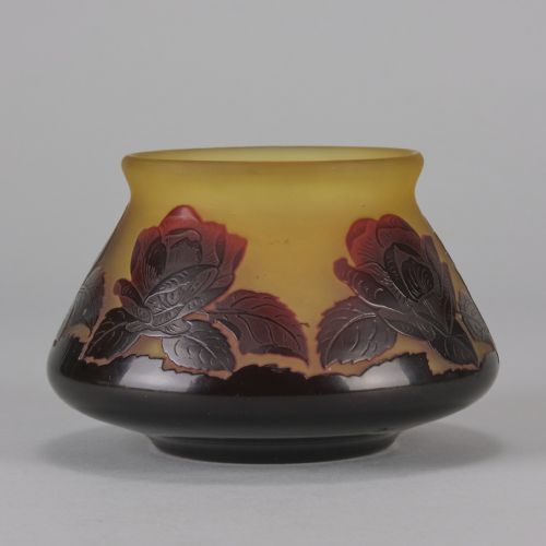 20TH CENTURY CAMEO GLASS VASE ENTITLED FLORAL BOWL BY PAUL NICOLAS - ADDITIONAL PHOTO 3