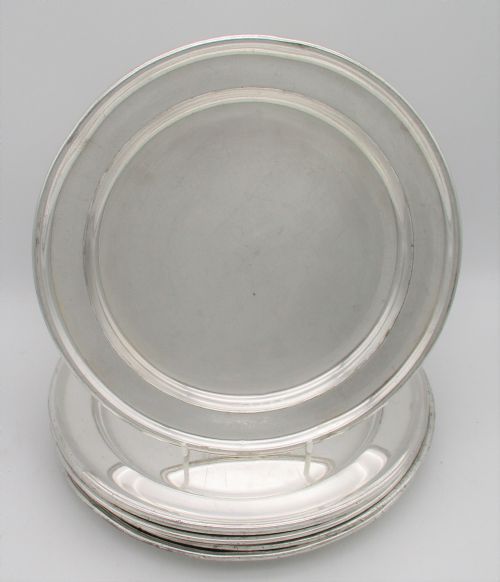 A Rare Set of 6 Silver Plated Dinner Plates by Elkington C1920