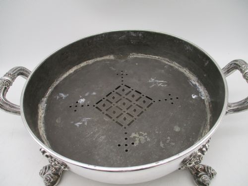 PAIR OF 19TH CENTURY SILVER PLATED WARMING DISHES BY DAN HOLY - ADDITIONAL PHOTO 9