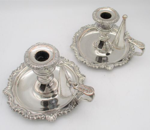 A FINE PAIR OF OLD SHEFFIELD PLATED CHAMBER CANDLESTICKS - ADDITIONAL PHOTO 1