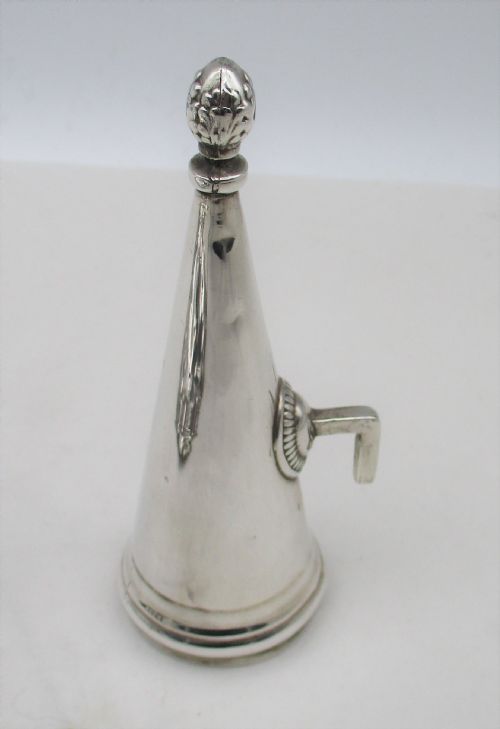 19TH CENTURY SILVER PLATED CHAMBER CANDLESTICK WITH CREST - ADDITIONAL PHOTO 5