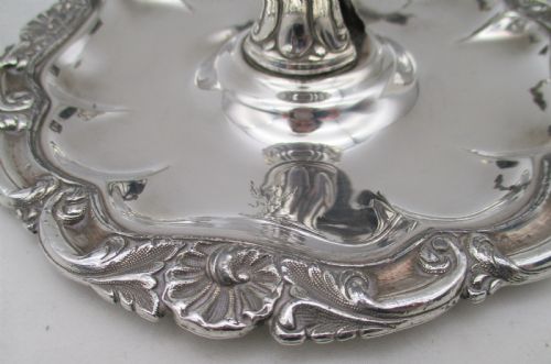 19TH CENTURY SILVER PLATED CHAMBER CANDLESTICK WITH CREST - ADDITIONAL PHOTO 7