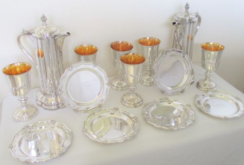 fig 1. Fantastic Boxed Old Sheffield Plated Communion Set c1840