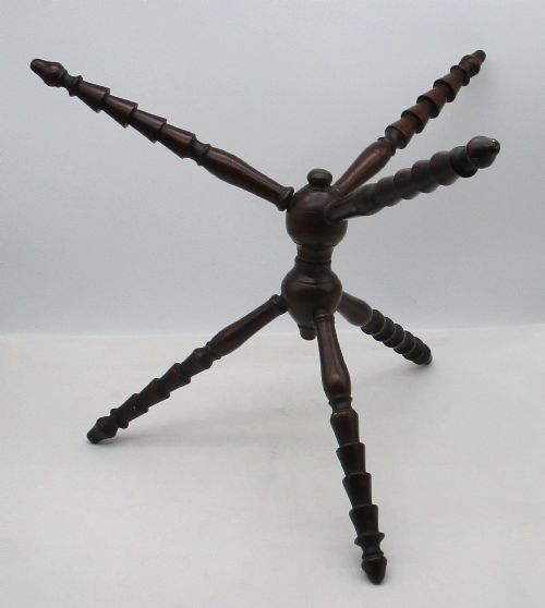 Late 18th / Early 19th Century Mahogany Fireside Cat / Plate Stand