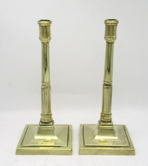 PAIR OF 18TH19TH CENTURY BRASS COLUMN CANDLESTICKS - ADDITIONAL PHOTO 3