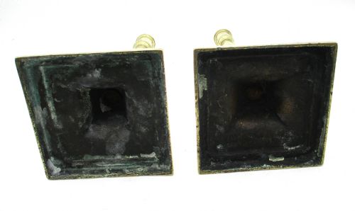 PAIR OF 18TH19TH CENTURY BRASS COLUMN CANDLESTICKS - ADDITIONAL PHOTO 8