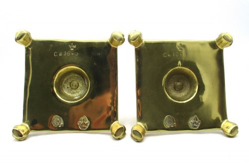 FINE PAIR OF BRASS CANDLESTICKS C1900 - ADDITIONAL PHOTO 5