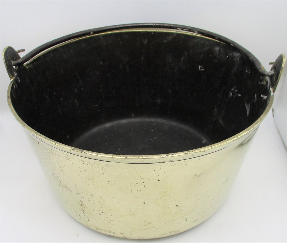 Very Large 19th Century Brass Preserve Pan 39cm View III