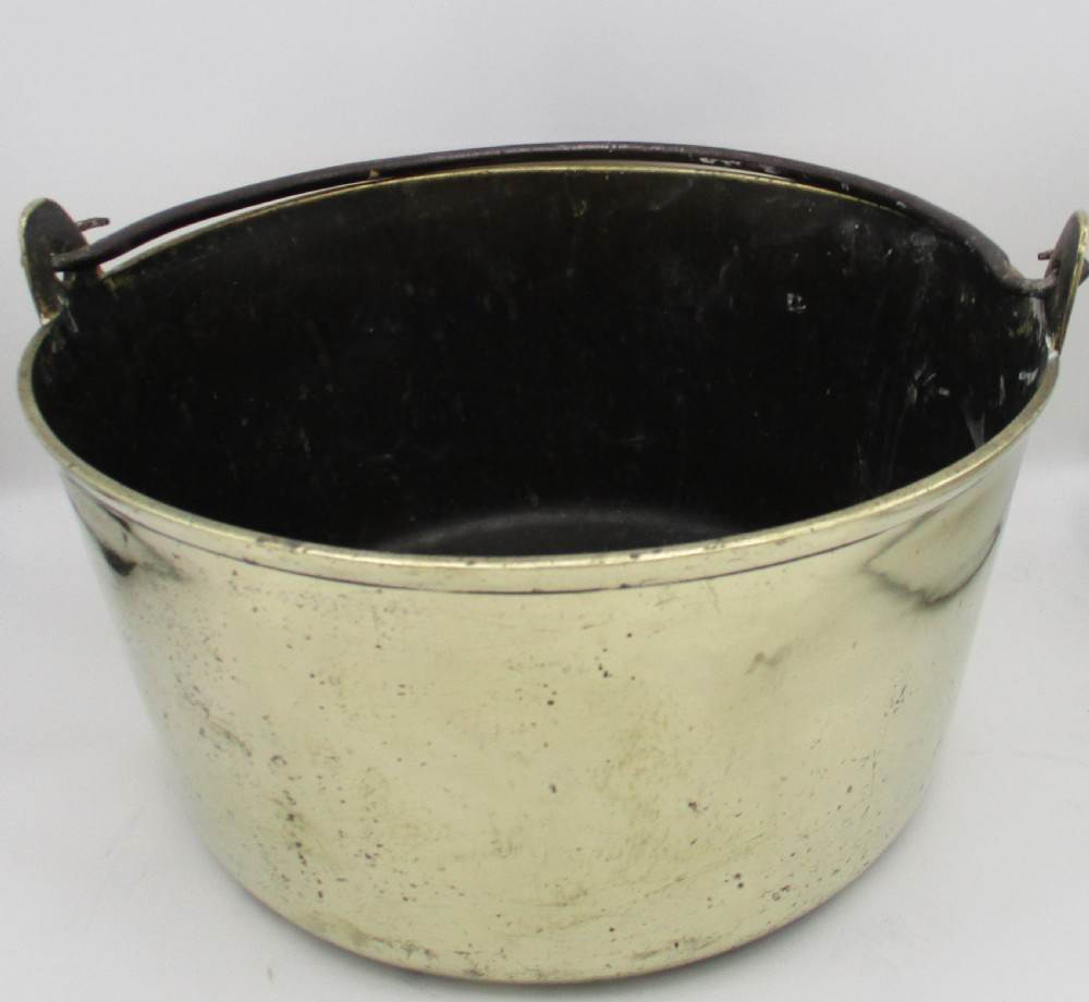 Very Large 19th Century Brass Preserve Pan 39cm View V