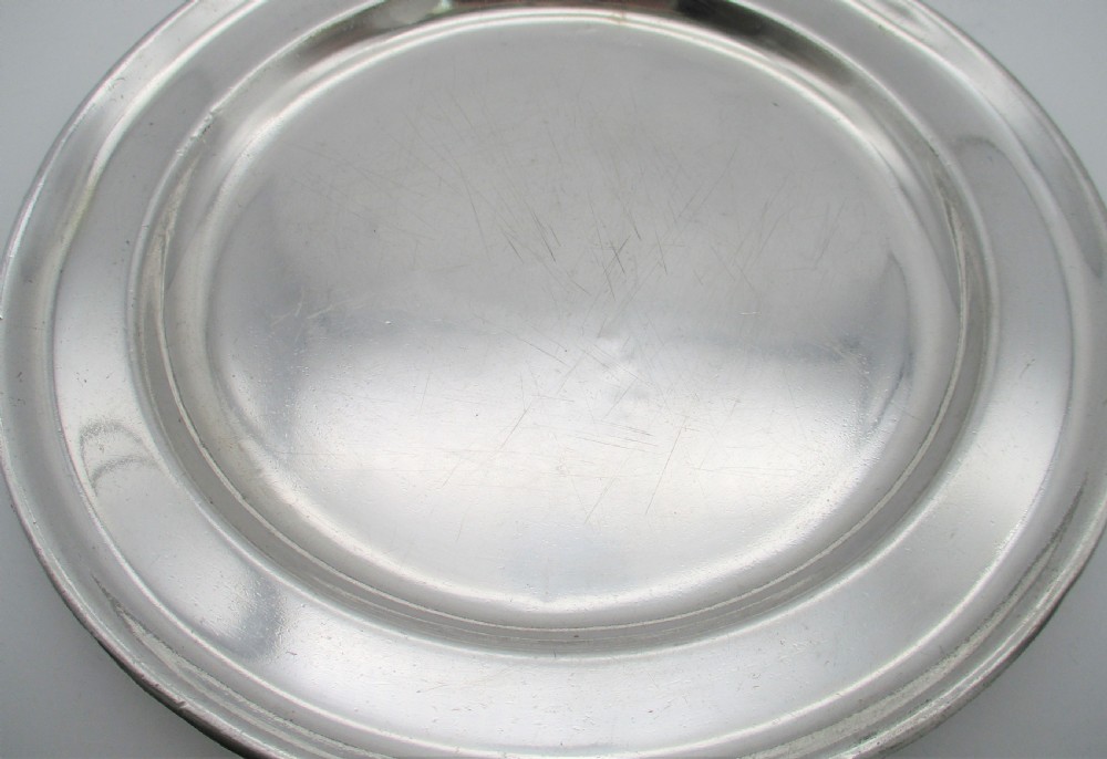 A Set of 8 Silver Plated Dinner Plates c1920 View IX
