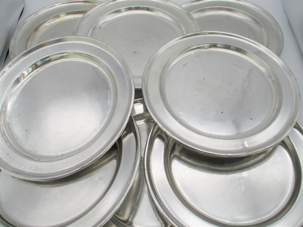 A Set of 8 Silver Plated Dinner Plates c1920 View XIII