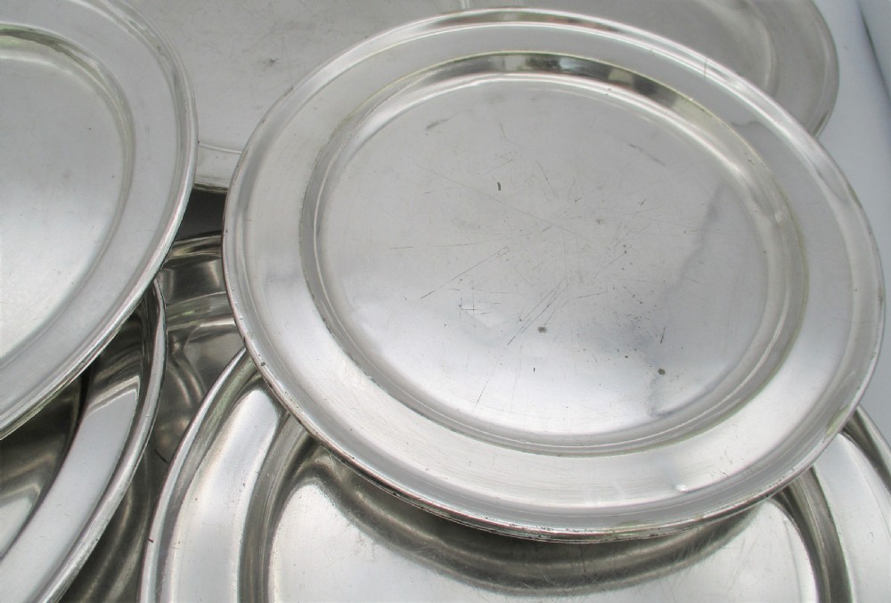 A Set of 8 Silver Plated Dinner Plates c1920 View XIV