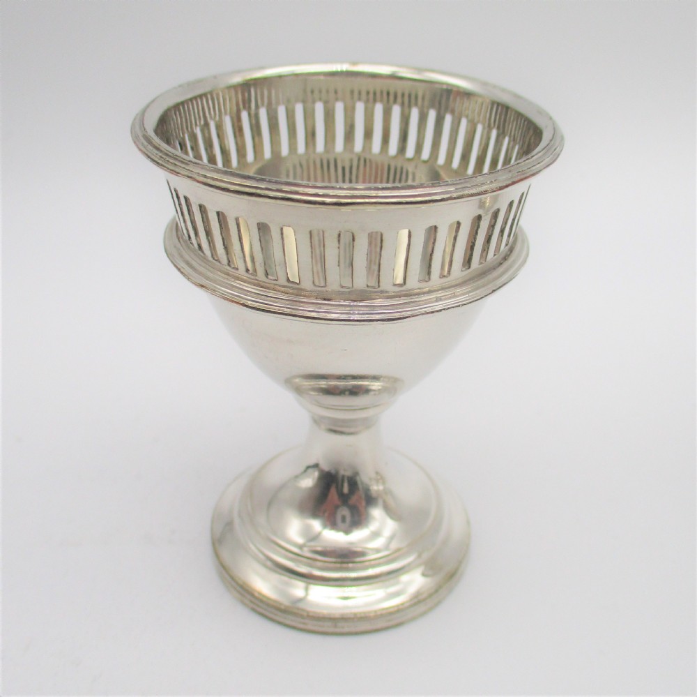 Fine 19th Century Wirework Silver Plated Egg Cruet View IX