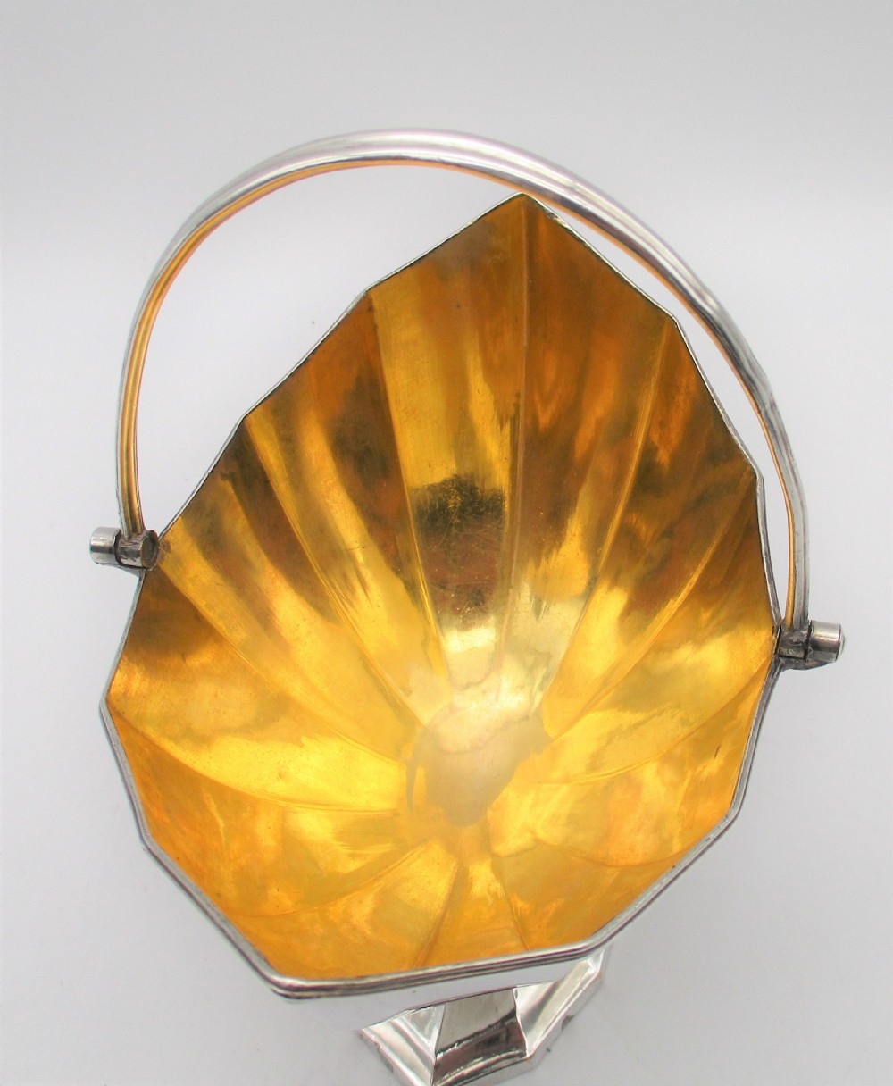 A Fine Early 19th Century Old Sheffield Plated Bon Bon Dish View IV
