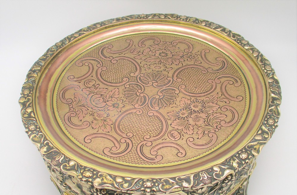 A Rare 19th Century Gilded Table Stand View IV
