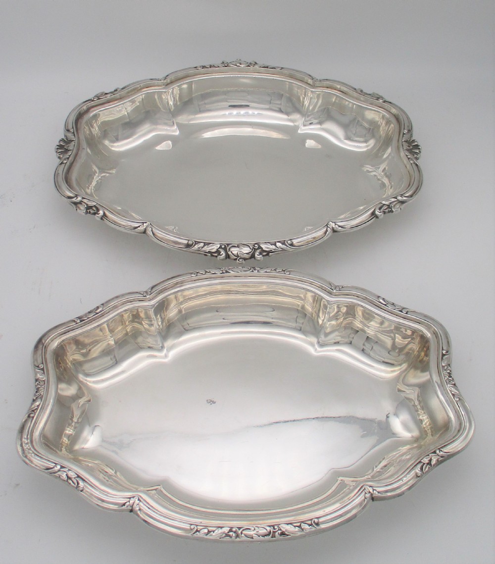 Fine Pair of 19th Century Silver Plated Serving Tureens View IX