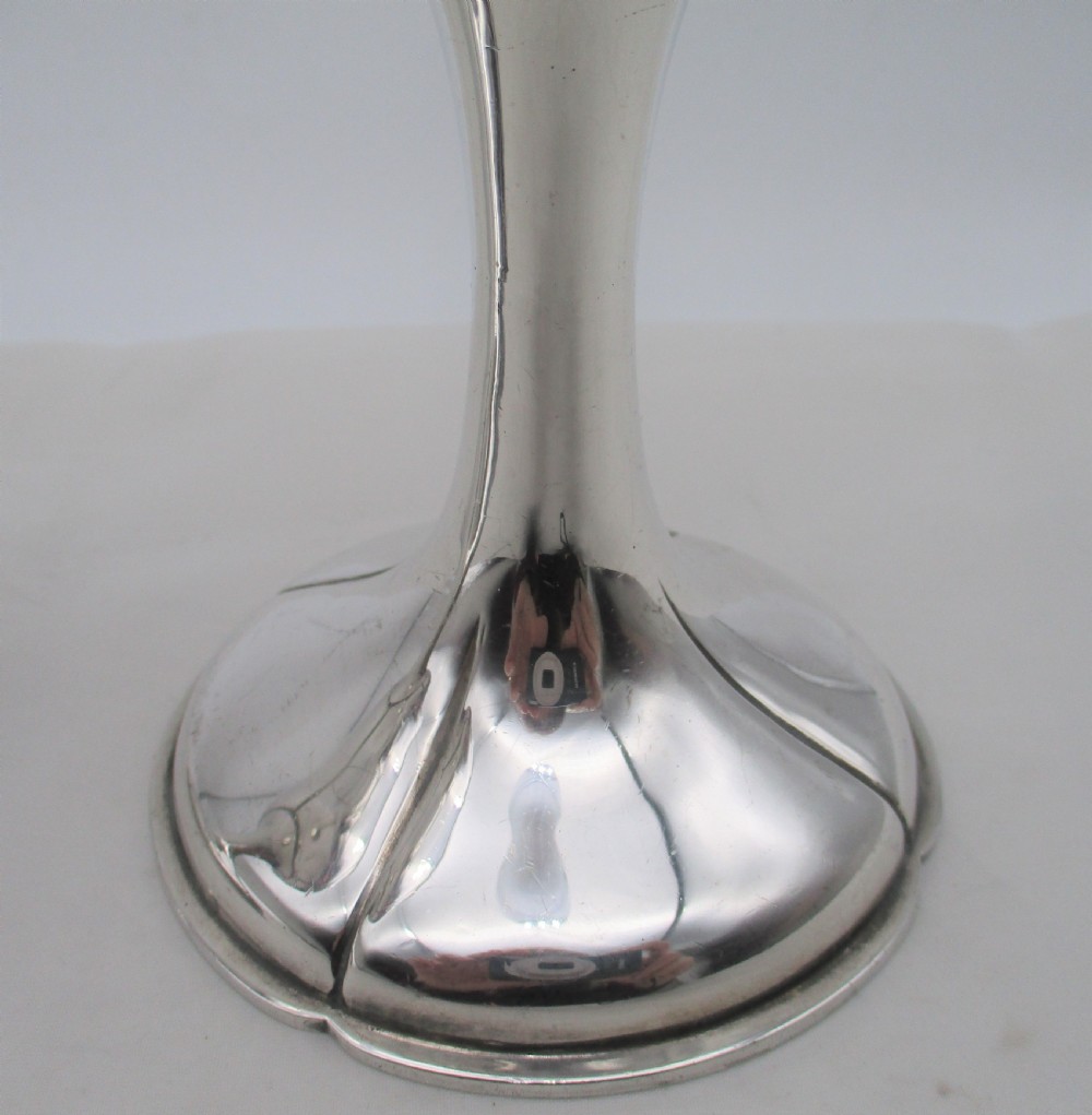Late 19th Century Silver Plated Flagon & Goblets View X