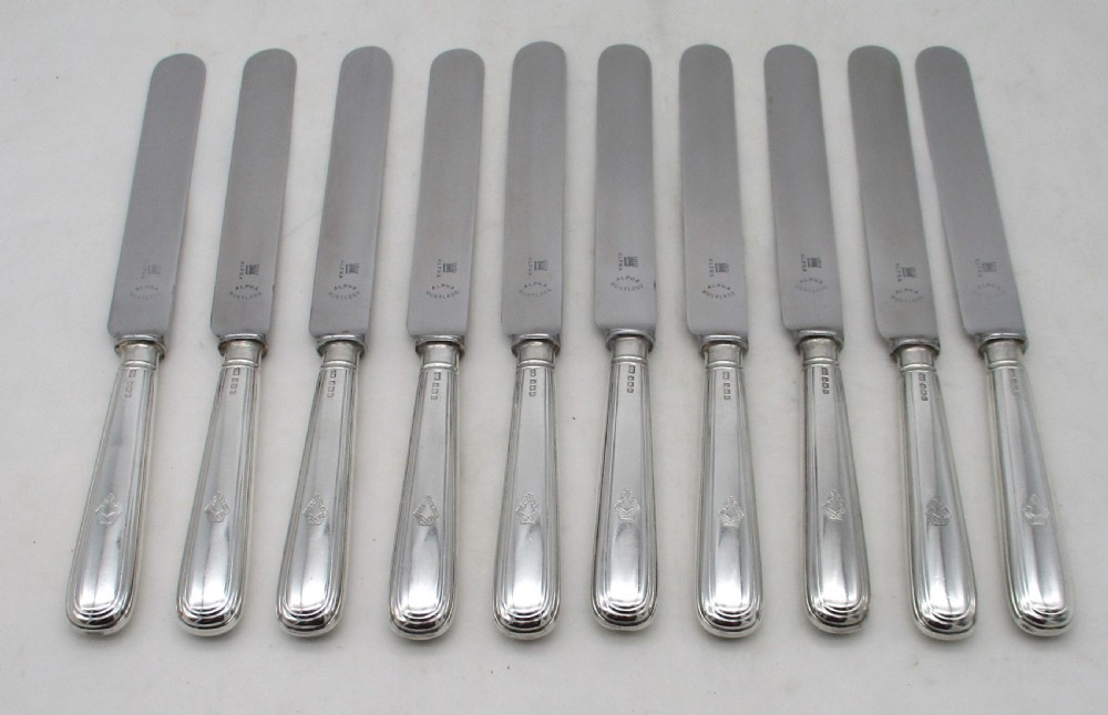 Set of 10 Silver Handled Dinner Knives - Sheffield 1927
