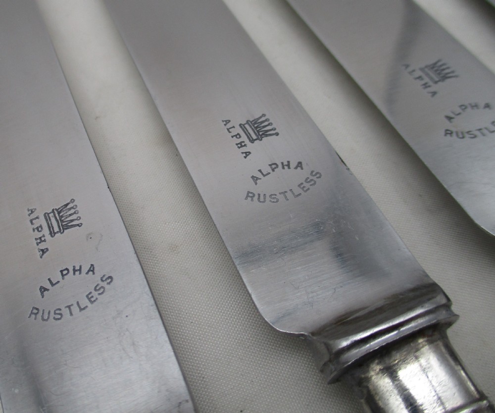 Set of 10 Silver Handled Dinner Knives - Sheffield 1927 View III