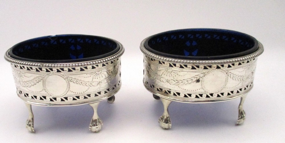 Pair of George III Silver Salts - Hester Bateman 1782 View IV