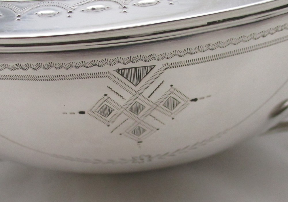 Fine Silver Plated Biscuit Box by Roberts & Belk 1879 View XII