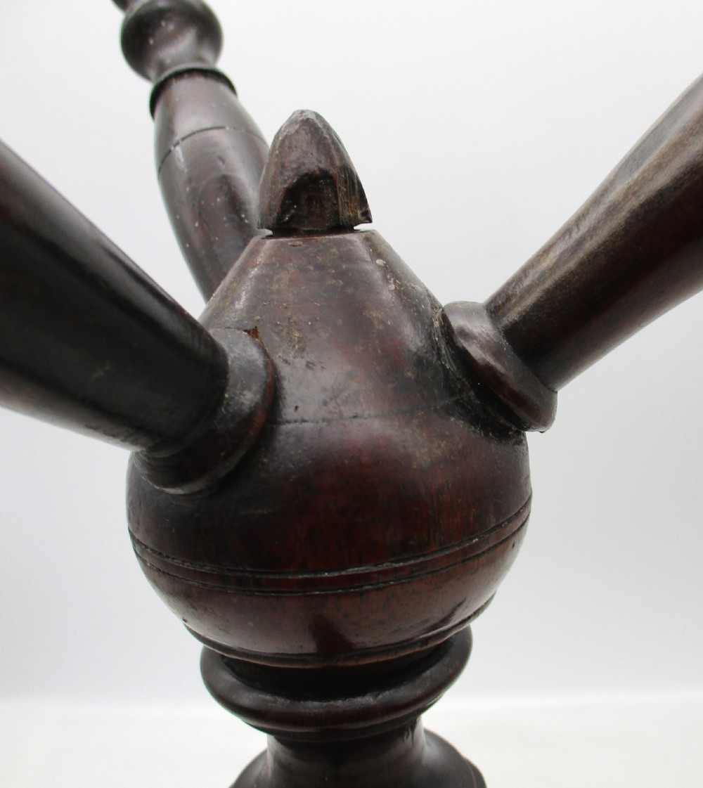 Fine Rotating Georgian Mahogany Treen Fire Side Stand / Fire Cat View V