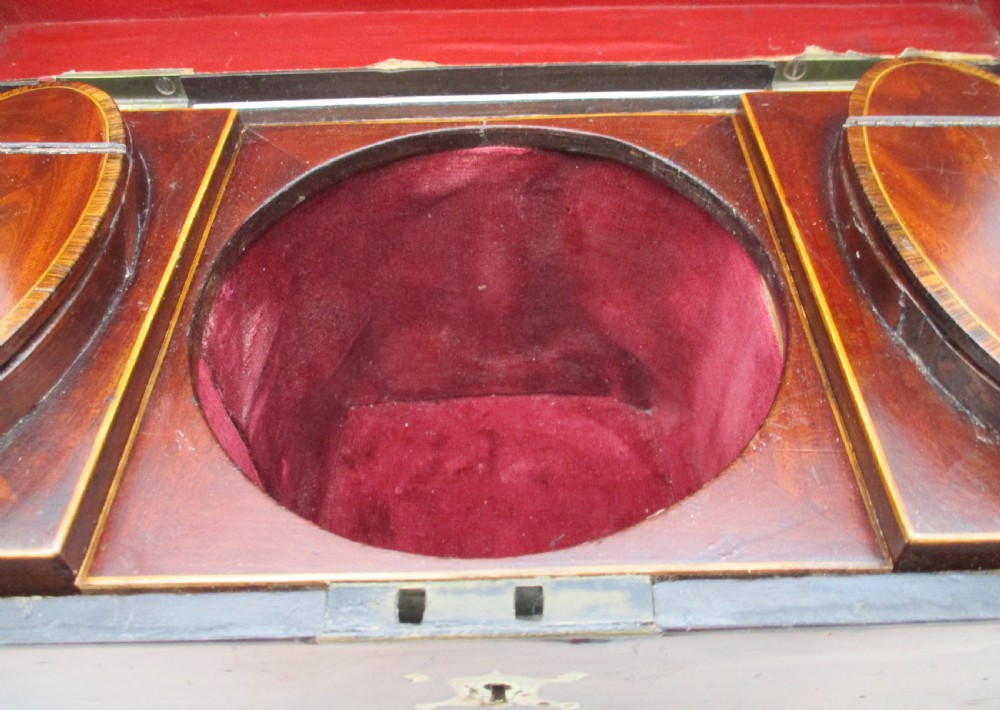 Fine Large Georgian Yew Wood Tea Caddy View XIV