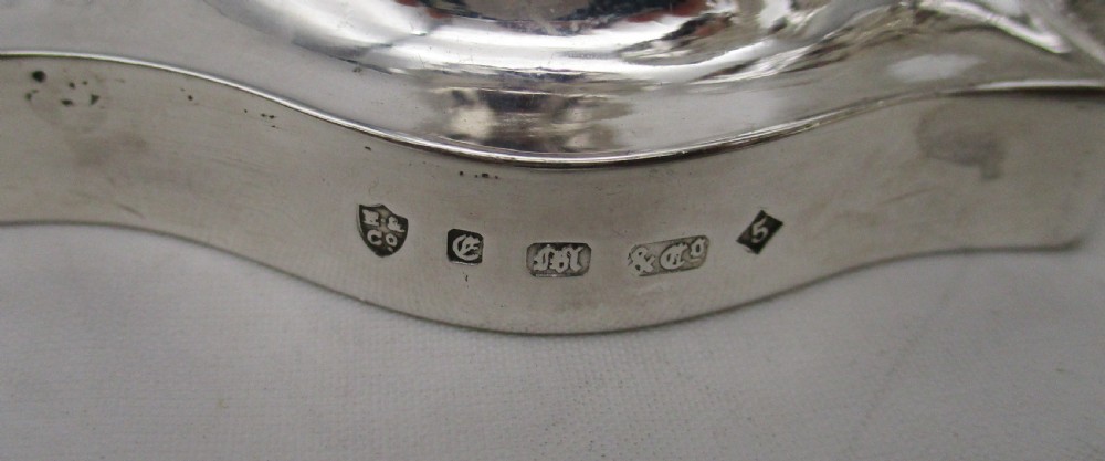 Fantastic Elkington Mason Silver Plated Communion Set View IV
