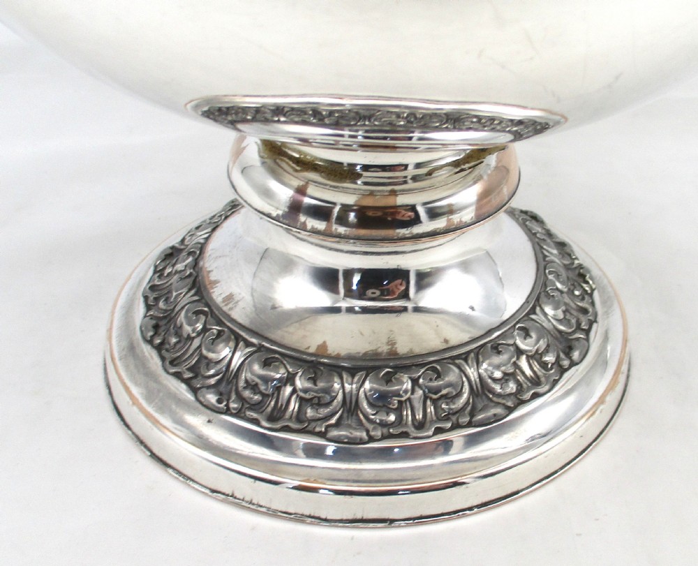 Fine Pair of Old Sheffield Plated Wine Coolers c1820 View IX
