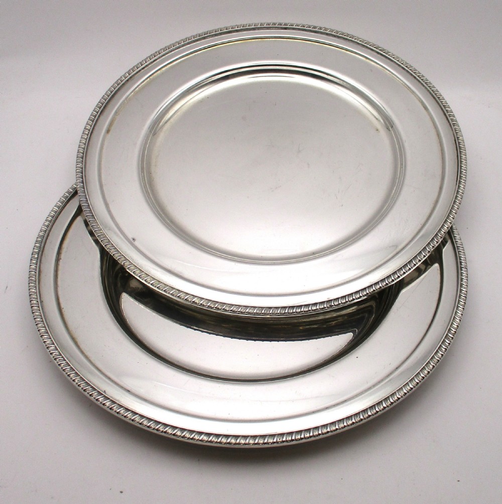 Rare set of 12 Silver Plated Dinner Plates - 11