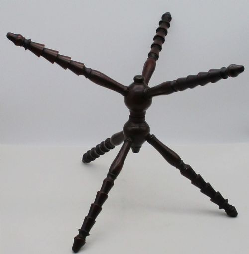 Georgian Mahogany Rotating Fire Cat / Fireside Stand