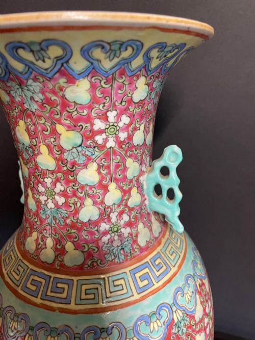 CANTON FAMILLE ROSE VASE - ADDITIONAL PHOTO 4