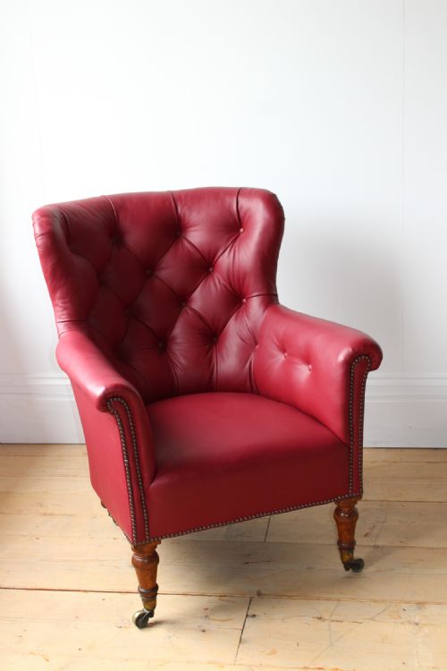 MATCHED PAIR OF LEATHER CLUB CHAIRS - ADDITIONAL PHOTO 4