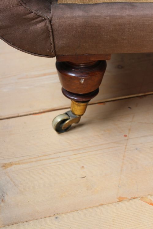 19TH CENTURY COUNTRY HOUSE SOFA - ADDITIONAL PHOTO 2