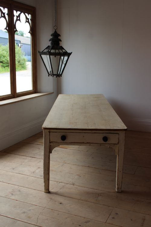 19TH CENTURY SCRUBBED TOP TABLE - ADDITIONAL PHOTO 1