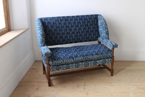 arts and crafts walnut sofa - CATEGORY: ANTIQUE SOFAS - DATED 19TH CENTURY
