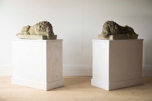 PAIR OF CANOVA LIONS - ADDITIONAL PHOTO 1