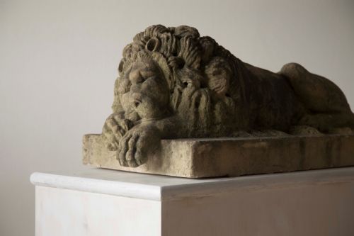PAIR OF CANOVA LIONS - ADDITIONAL PHOTO 2