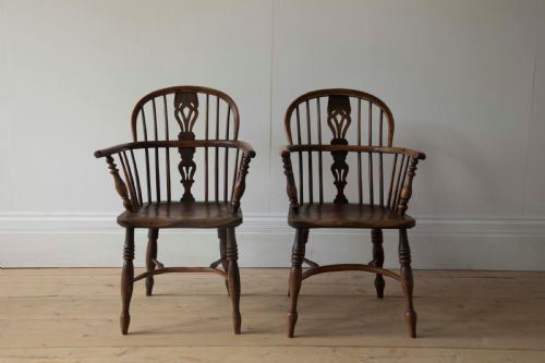 pair of windsor style armchairs - CATEGORY: ANTIQUE CHAIRS - DATED 19TH CENTURY
