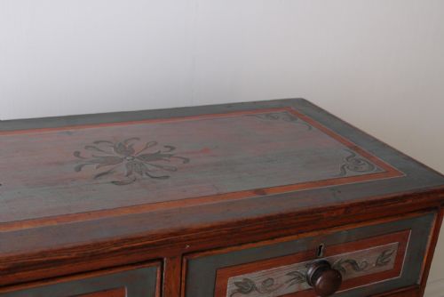 19TH CENTURY CHEST OF DRAWERS - ADDITIONAL PHOTO 2