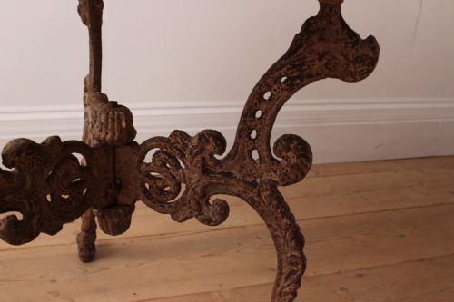 19TH CENTURY GARDEN TABLE - ADDITIONAL PHOTO 4