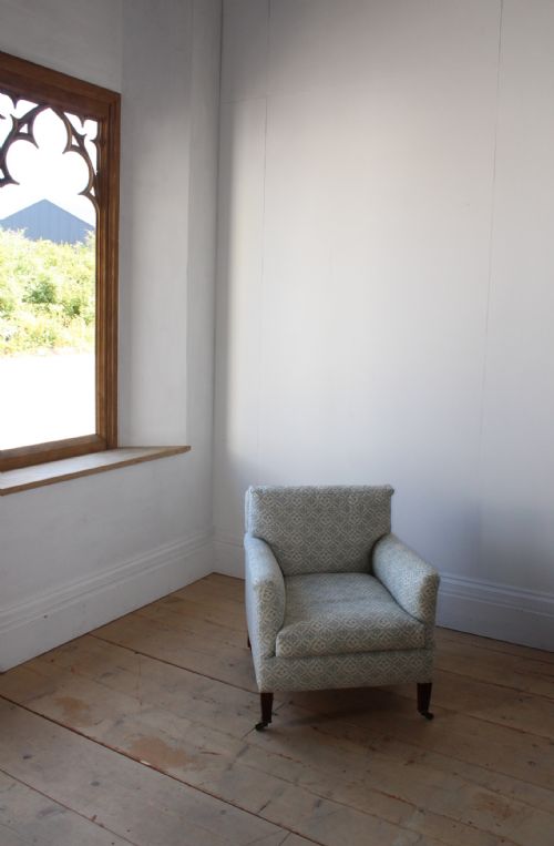 HOWARD AND SONS ARMCHAIR - ADDITIONAL PHOTO 1