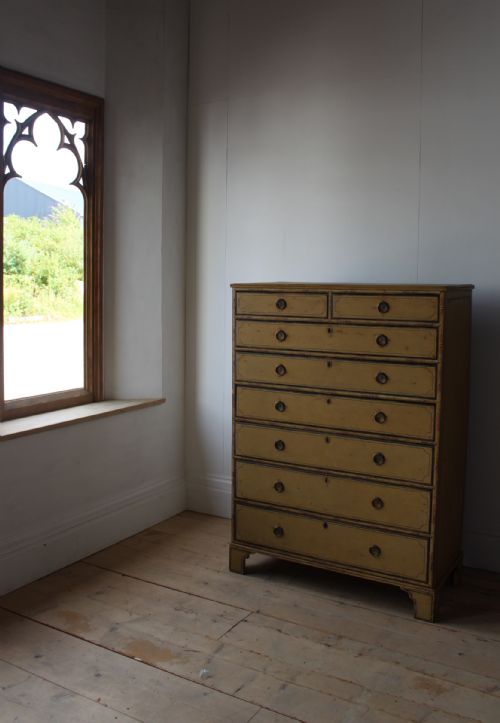 LARGE 19TH CENTURY PINE CHEST - ADDITIONAL PHOTO 11
