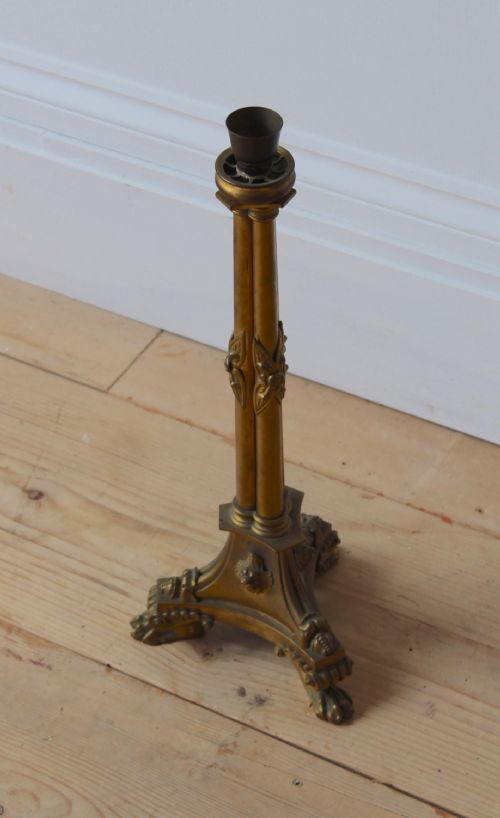 19TH CENTURY COLUMN LAMP - ADDITIONAL PHOTO 1