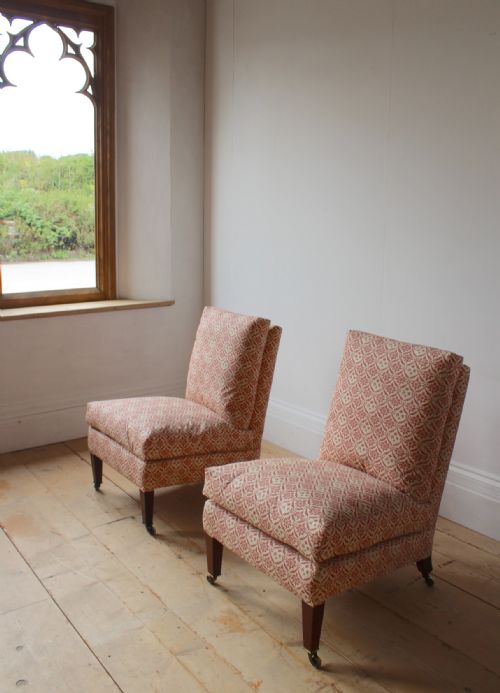 PAIR OF HOWARD AND SONS SLIPPER CHAIRS - ADDITIONAL PHOTO 4