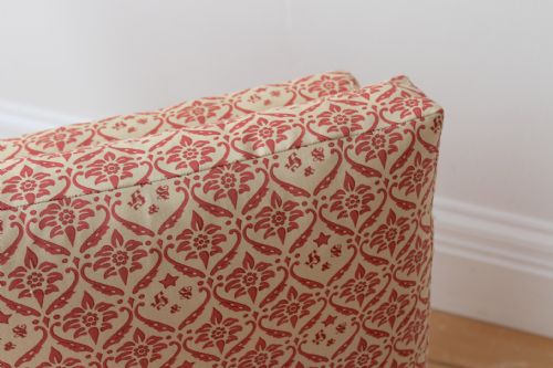 PAIR OF HOWARD AND SONS SLIPPER CHAIRS - ADDITIONAL PHOTO 6