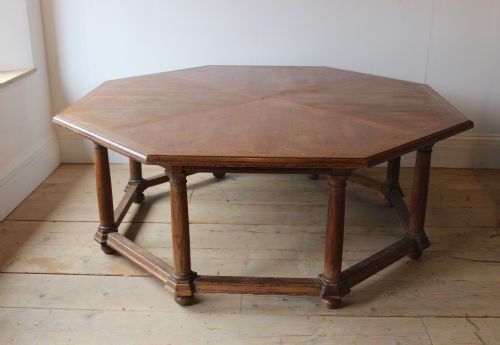 LARGE 19TH CENTURY CENTRE TABLE - ADDITIONAL PHOTO 1