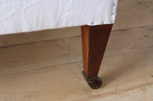 PAIR OF REGENCY STYLE CHAIRS - ADDITIONAL PHOTO 4