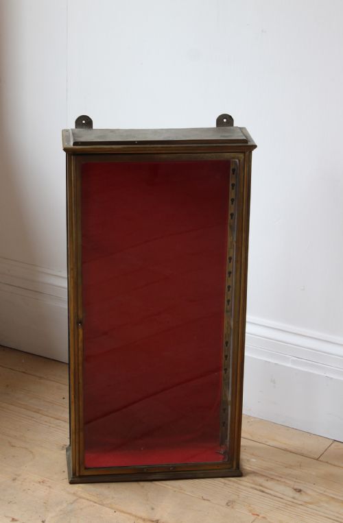 19TH DISPLAY CABINET - ADDITIONAL PHOTO 1